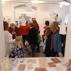 Vernisáž VÝSTAVY VÝTVARNÉHO OBORU ZUŠ B. MARTINŮ