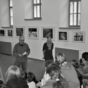 Komentovaná prohlídka výstavy fotografií Jaroslava Mareše pro školy