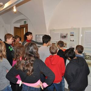 Vzdělávací program pro školy - "Teď pojedeme přes Švýcary a zítra v Paříži. " cestování Bohuslava Martinů