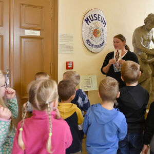 Program pro MŠ / ZŠ - NAKOUKNĚTE DO HISTORIE