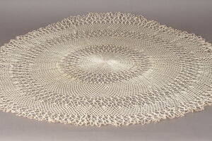 Dečka na stolek síťovaná